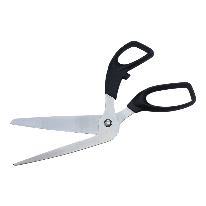 Pizza Scissors With Wide Blade