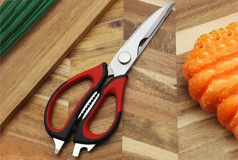 Kitchen scissors