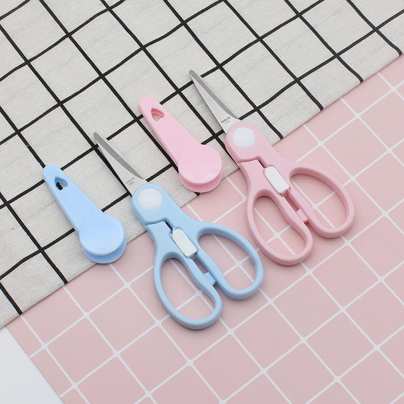 Baby Food Scissors With Protective Cover
