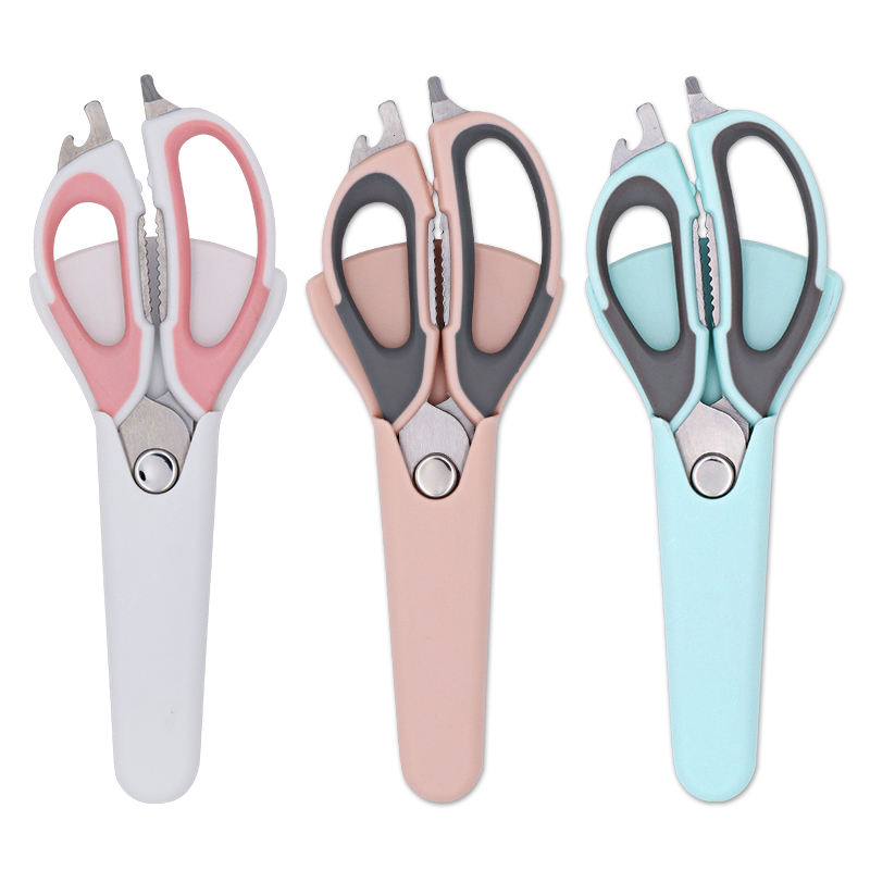 Kitchen Scissors With Magnetic Sheath
