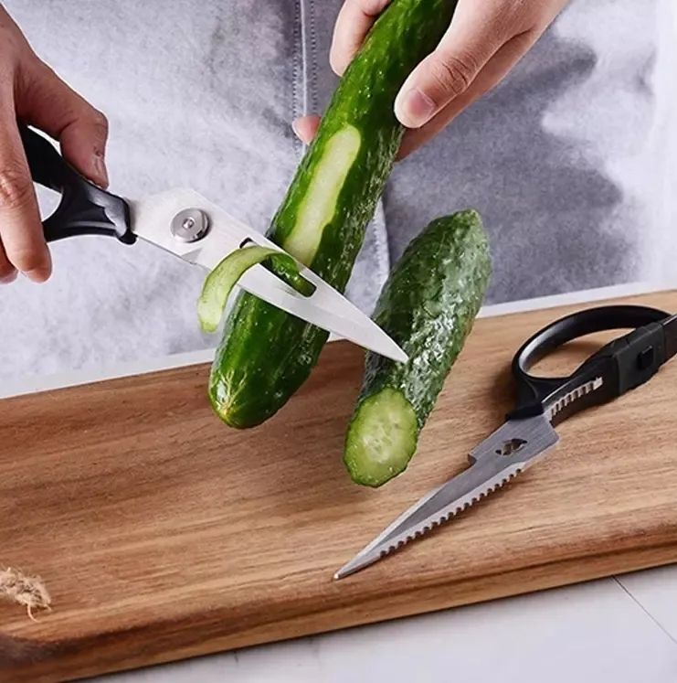 Stainless Steel Poultry Shears With Serrated Blade